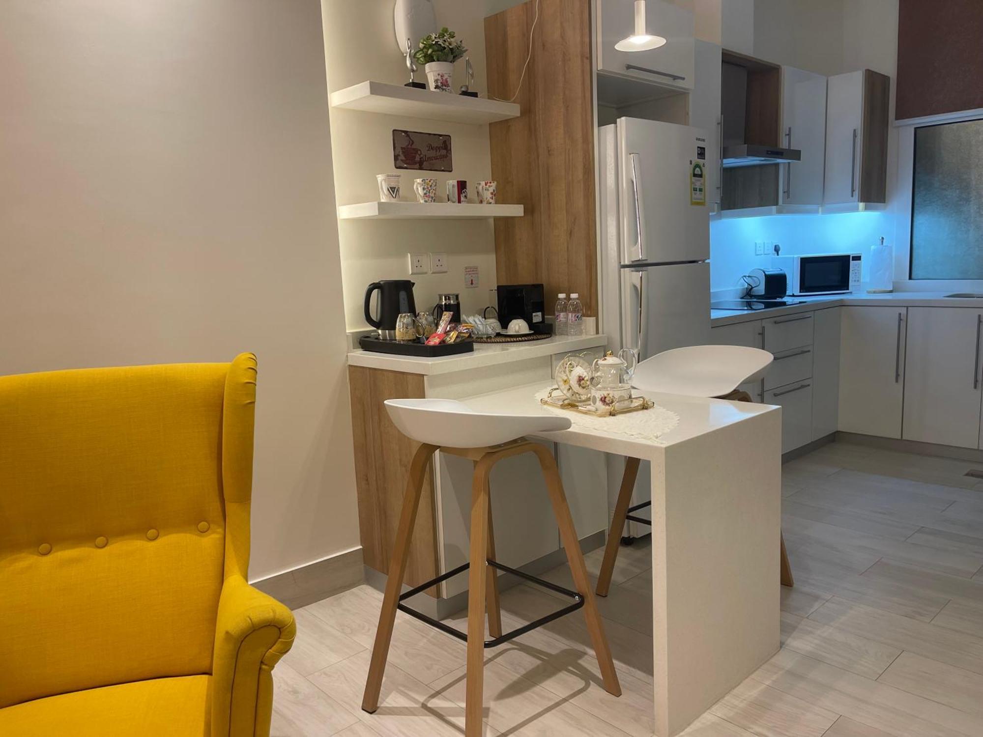 Apartment Private Oasis: Modern Self-check-in