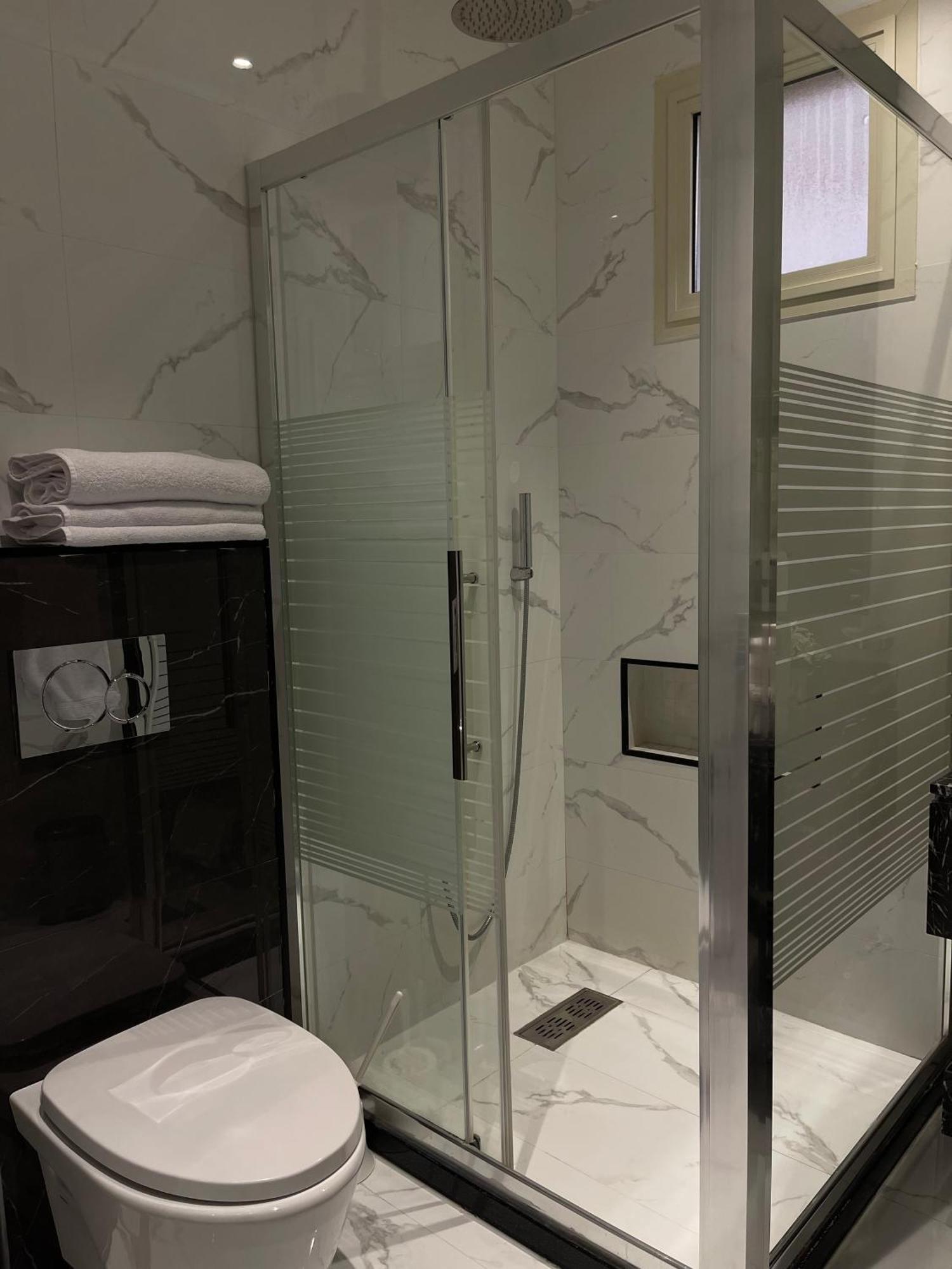 Apartment Private Oasis: Modern Self-check-in